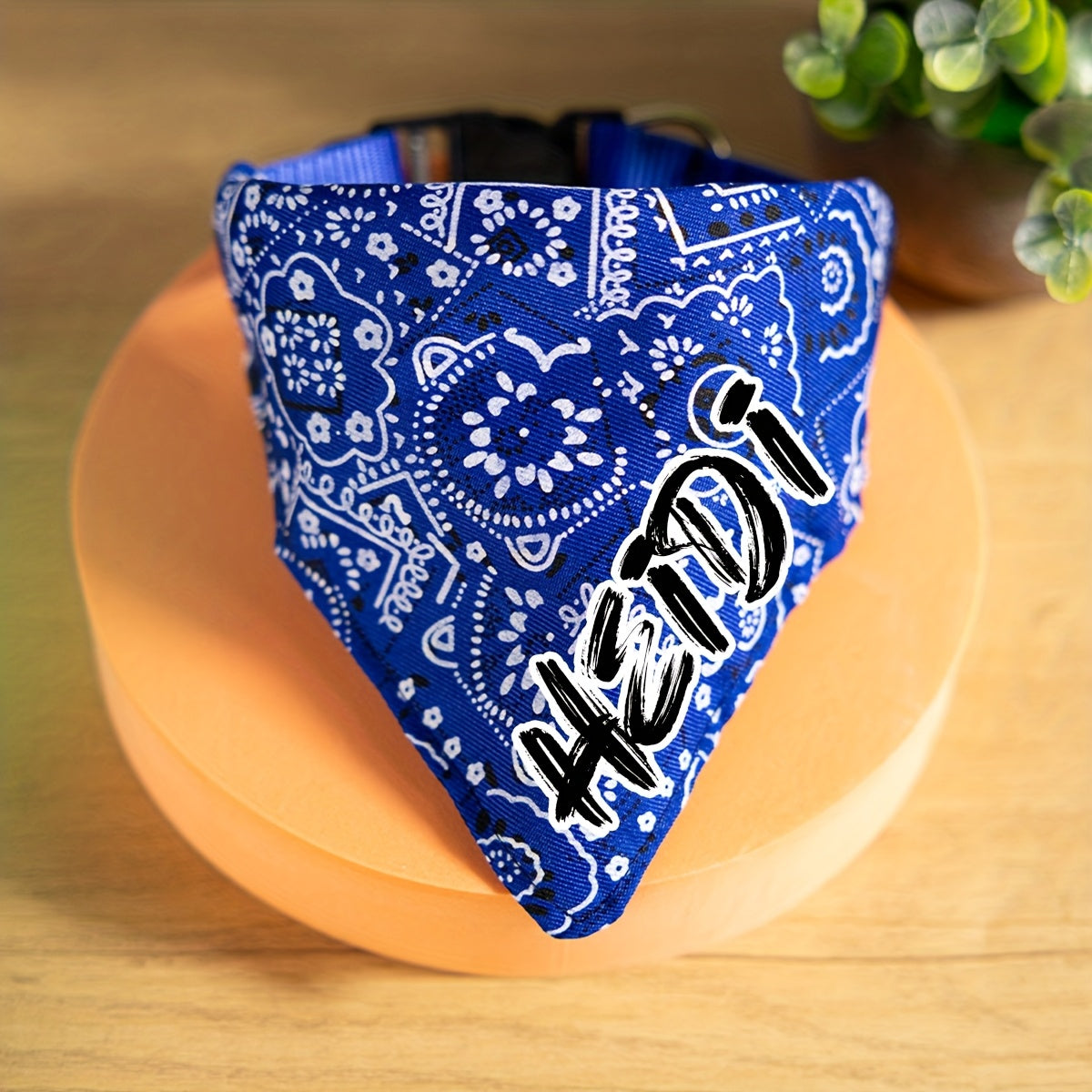 Custom Stylish Print Dog Bandana, Personalized Adjustable Dog Collar Pet Saliva Towel Dog Costume Necklace for  and Medium Sized Dogs for Stocking Stuffers, Ideal Gift for Pets